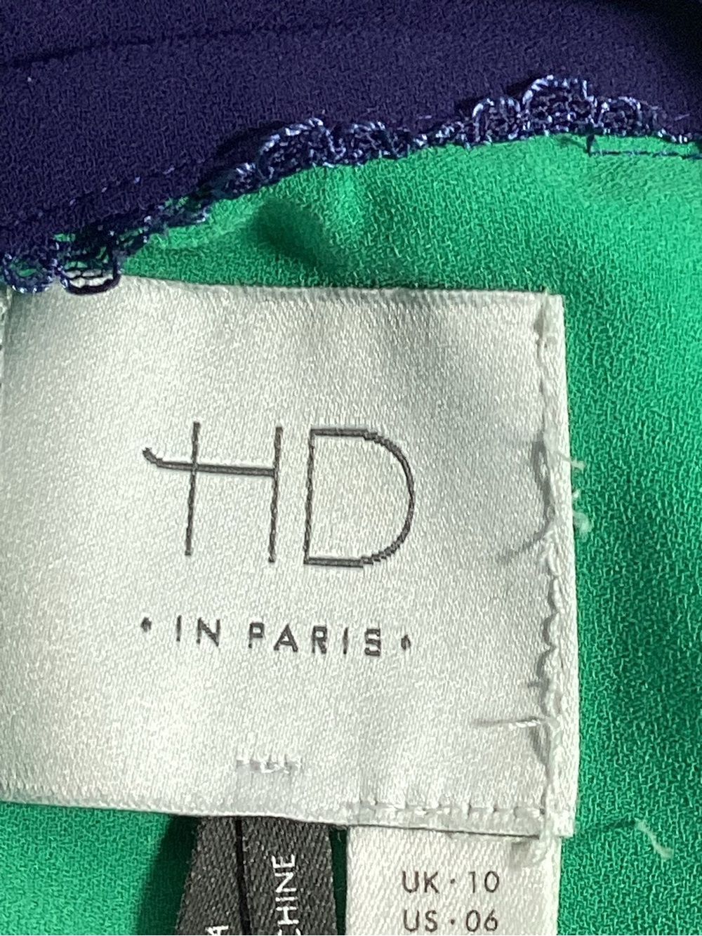 HD in Paris Green Short-Sleeve Blouse with Navy Scallop Trim - Picture 3 of 3